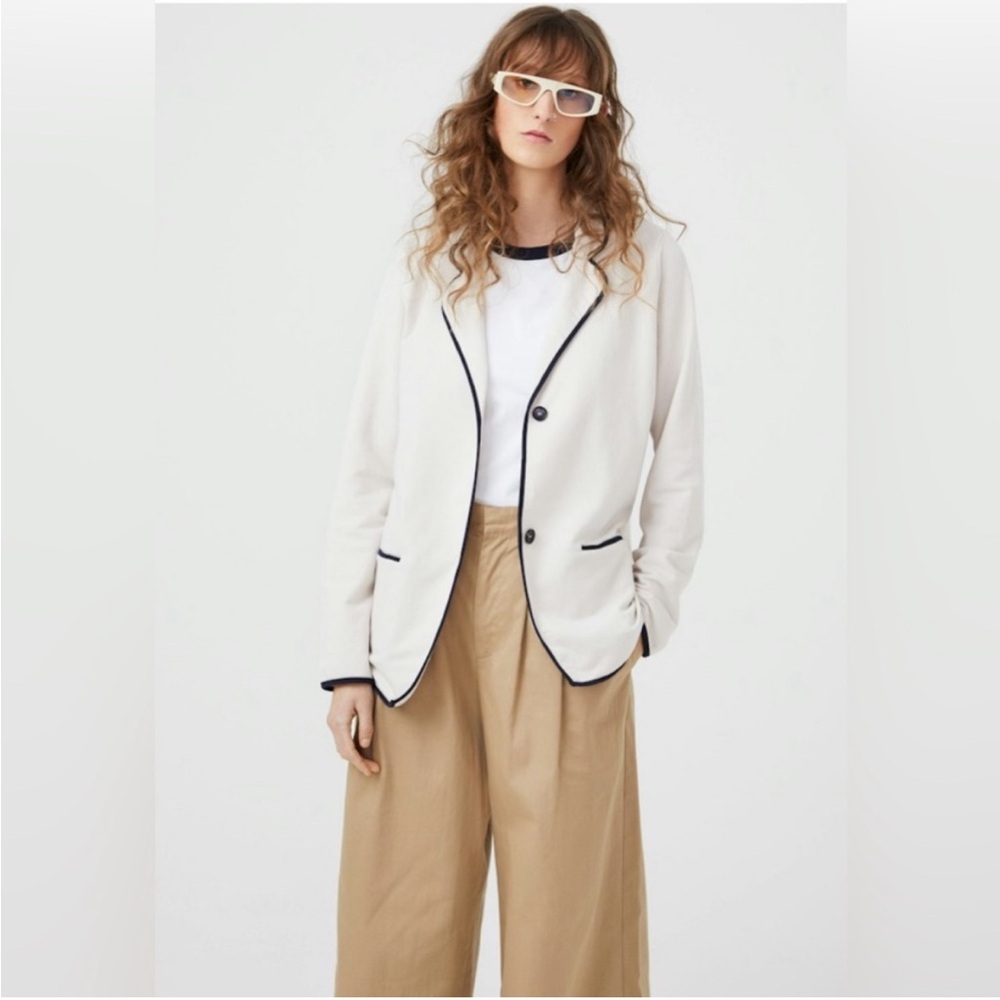 Kule The Syd Jacket In Cream/Navy